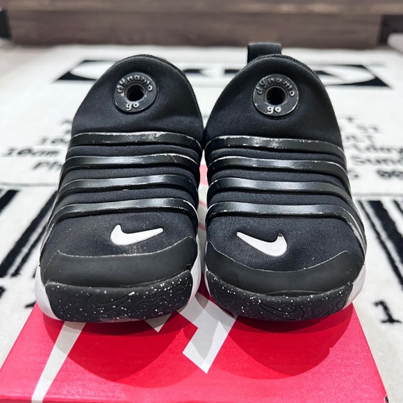 Nike Dynamo Go Infant Toddler Lifestyle Shoes - Picture 2 of 9